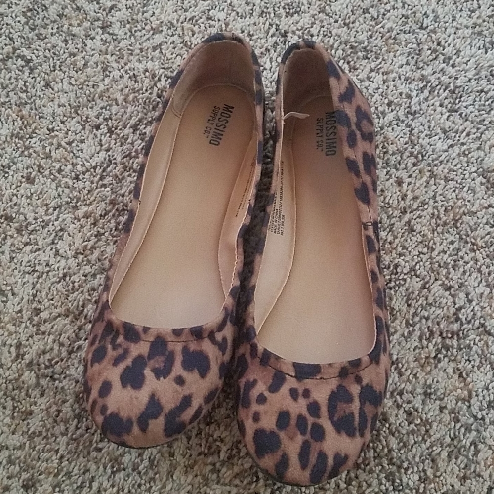 Mossimo 8 1/2 leopard cheetah ballet flats shoes